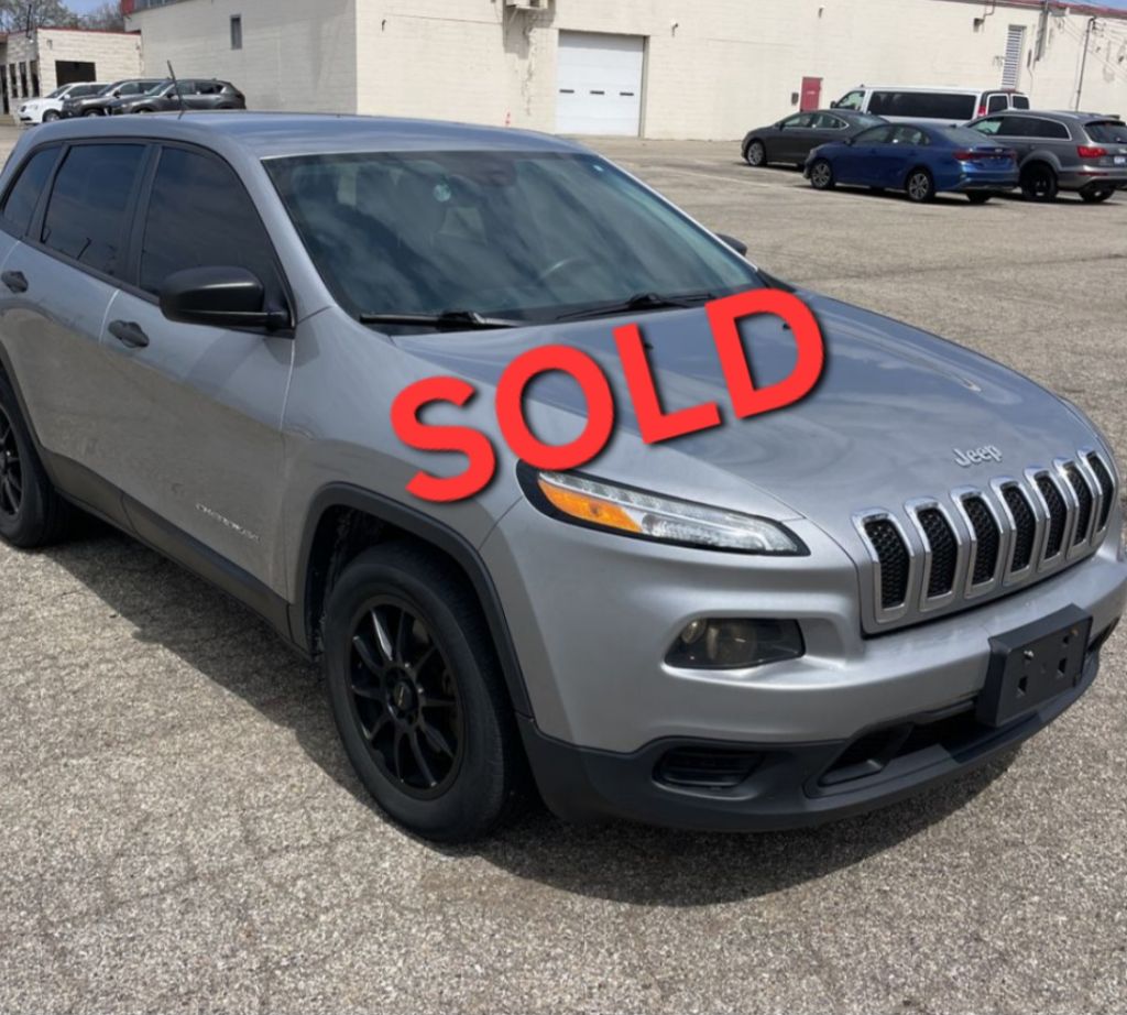 2016 Jeep Cherokee Sport's photo