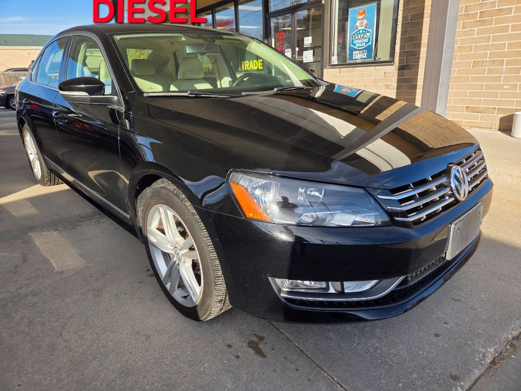 2014 Volkswagen Passat SEL Premium