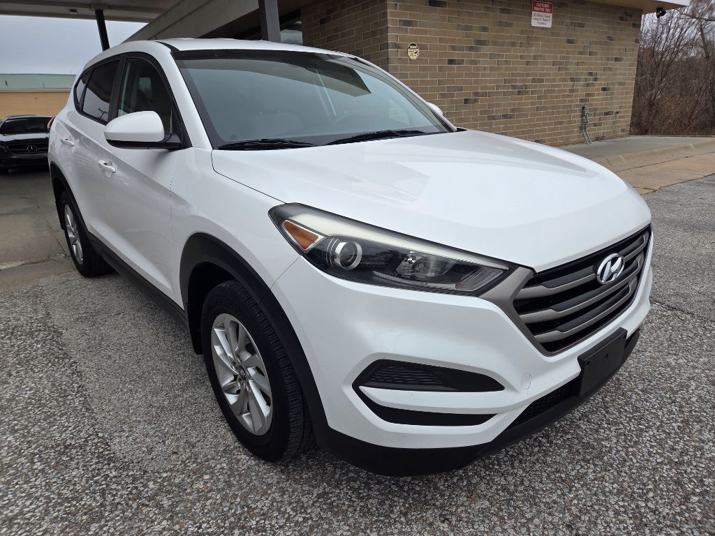 2016 Hyundai Tucson SE