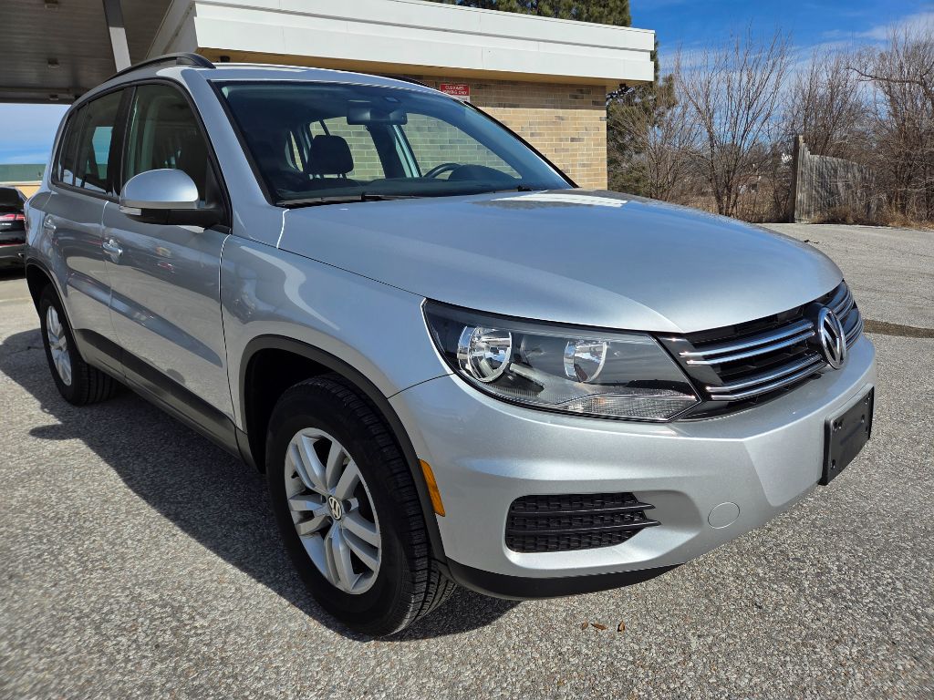 2016 Volkswagen Tiguan S