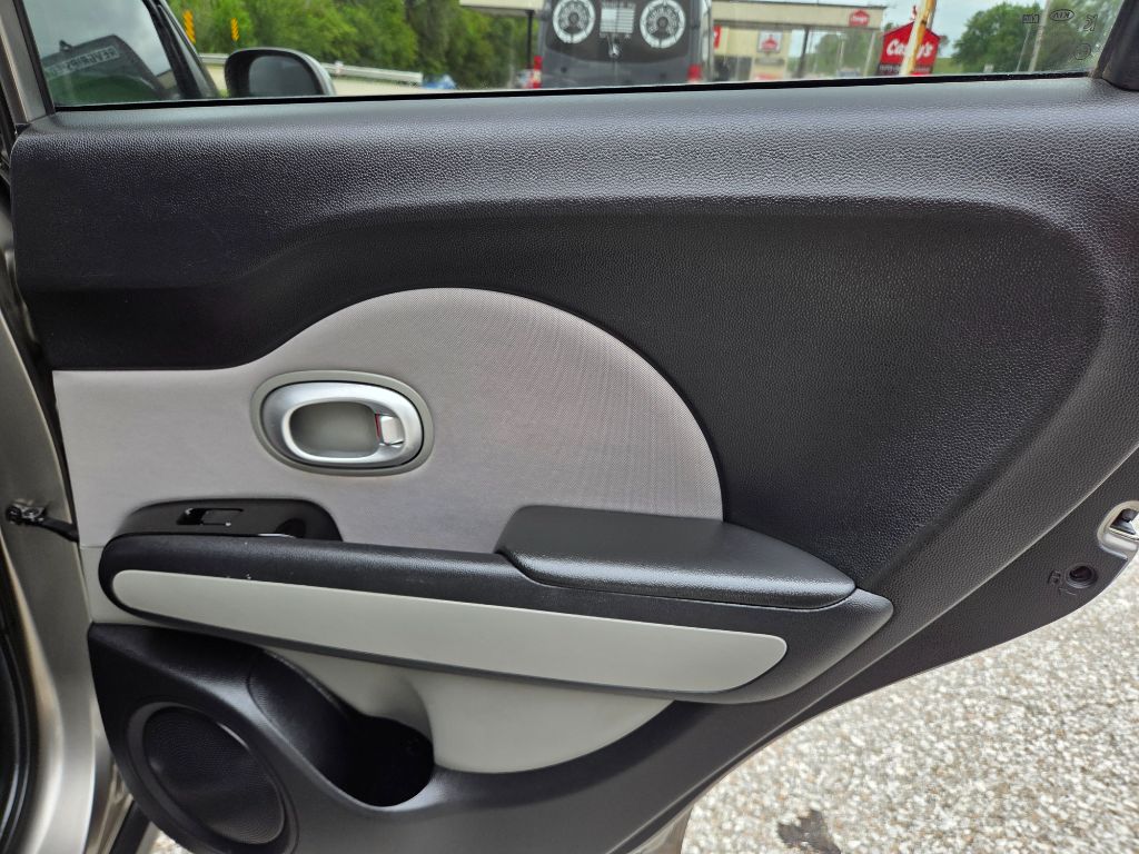 2016 Kia Soul Base - Photo 8