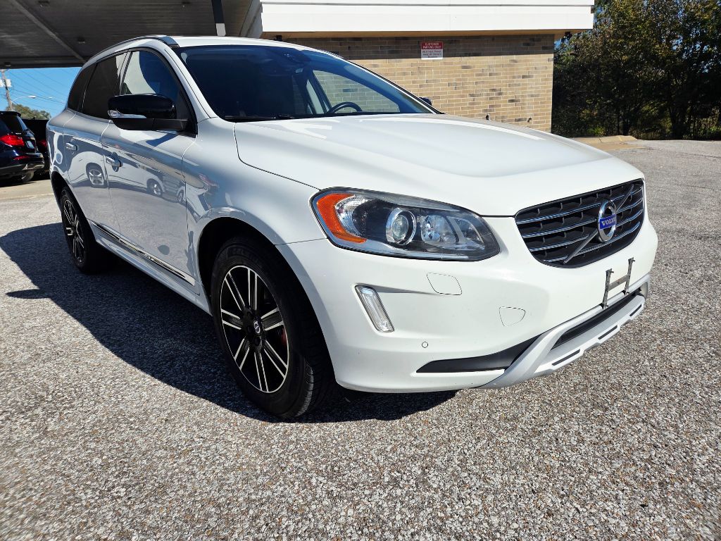 2017 Volvo XC60 T5 Dynamic